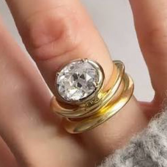 Arielle Ratner style wedding band 18k